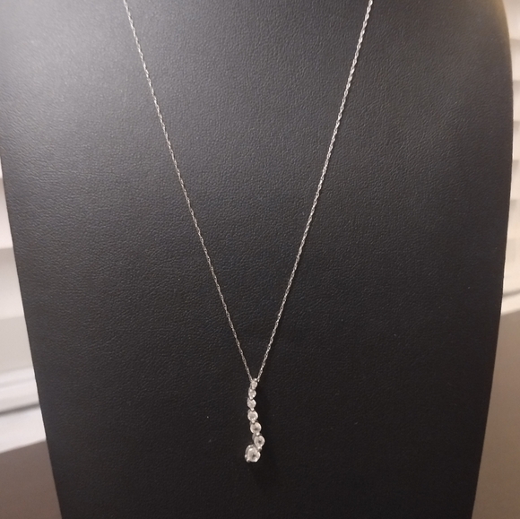 10k gold Jewelry - 10K White Gold Natural Diamond Journey Pendant Necklace